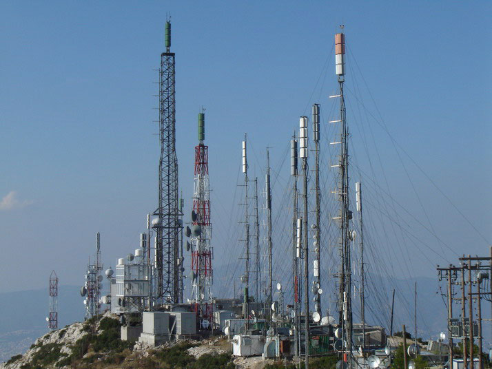Ραδιοφωνικοί σταθμοί στην Αθήνα / Radio stations in Athens, Greece