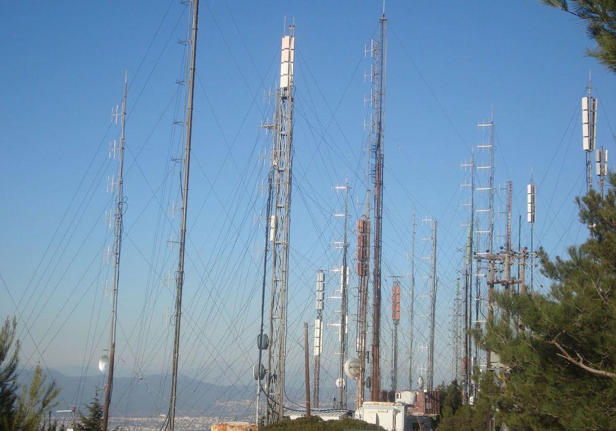 Ραδιοφωνικοί σταθμοί στην Αθήνα / Radio stations in Athens, Greece — Radiomap.eu