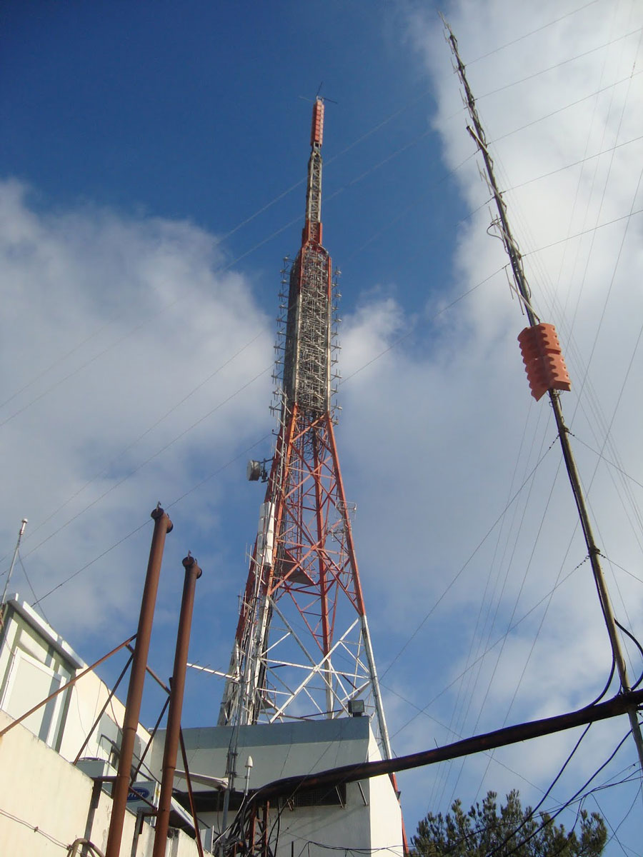 Ραδιοφωνικοί σταθμοί στην Αθήνα / Radio stations in Athens, Greece — Radiomap.eu